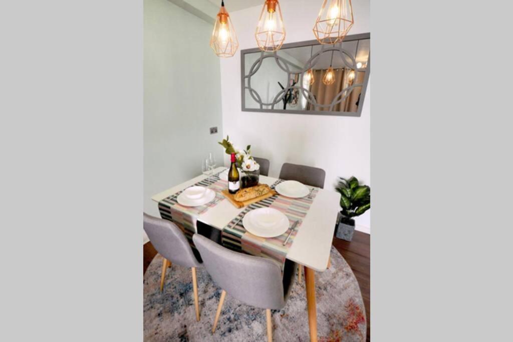 Super Spacious 2 Bedroom Apt 20Mn From Central. Londres Exterior foto